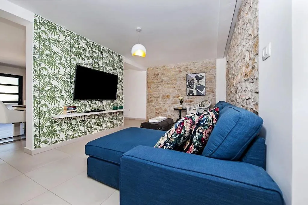 House Nina Villa Petehi